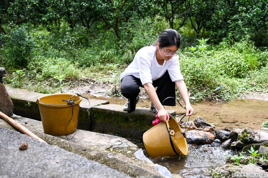全网追的“扁担女孩”，找了一份暑假工，时薪12元 - 淮安生活资讯 - 淮安28生活网 ha.28life.com